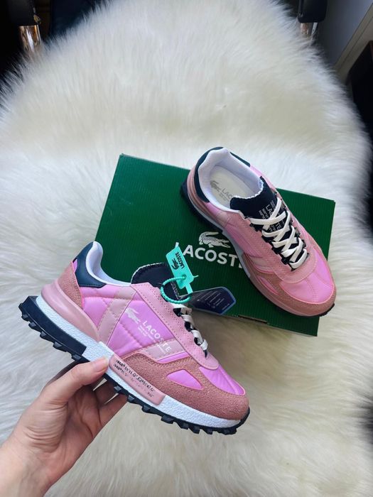 Дамски маратонки удобни и стилни