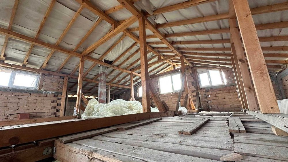 Продава се Къща в Търговище, Център - 1000 кв.м за 25 €/кв.м - Снимка #8