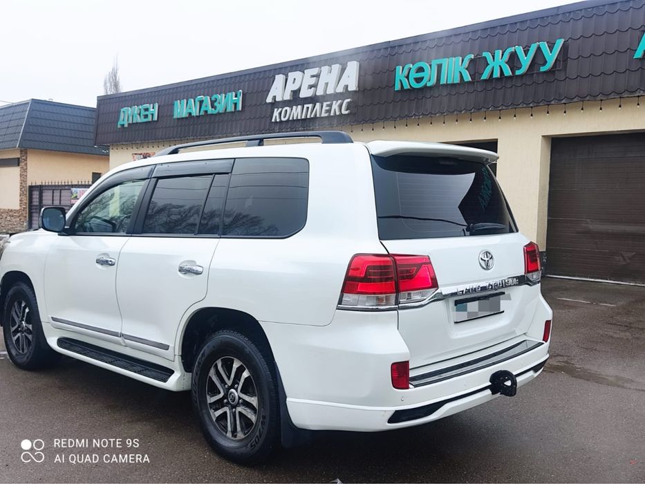 Прокат машины Land Cruiser 200