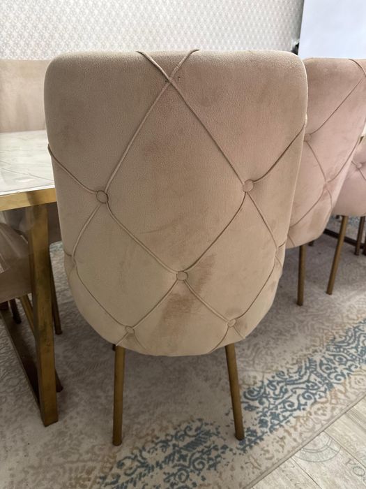 Срочно Продается Кухонный стол стулья