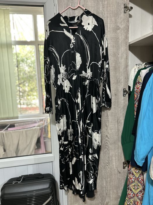 Женская.  Платья