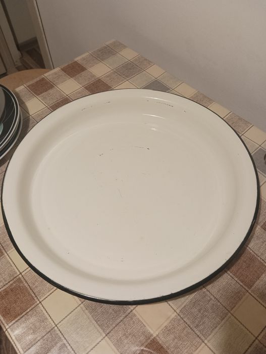 Кастрюля, табак-разнос