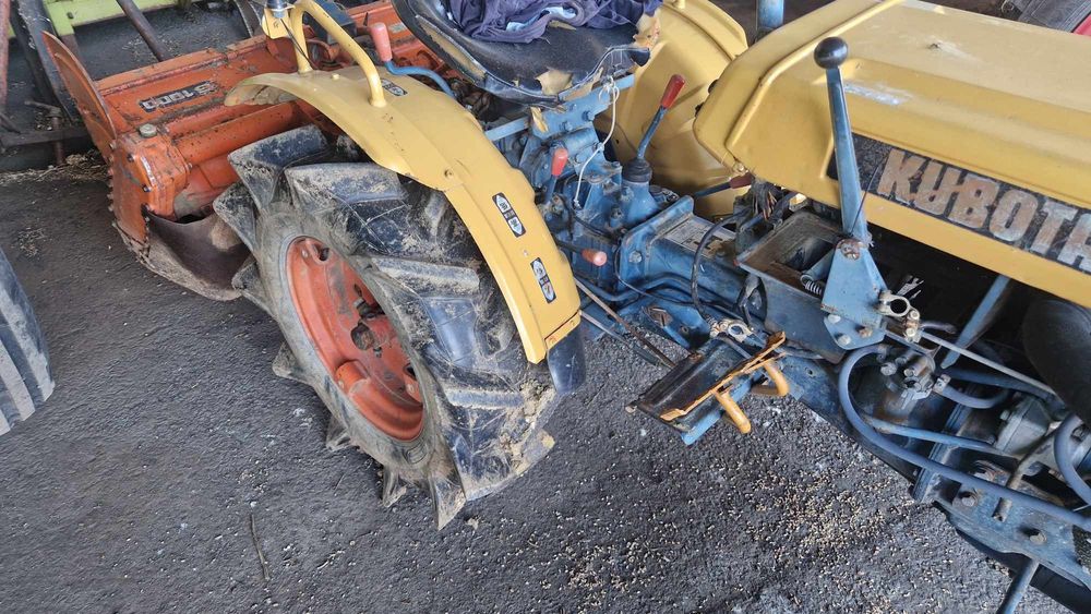 Kubota b7000 Трактор нови гуми с фреза и плуг