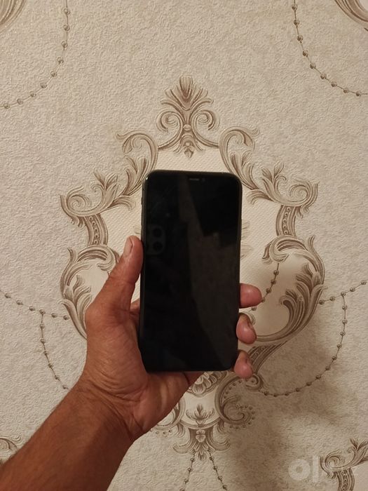Srochna sotladi  Iphone 11