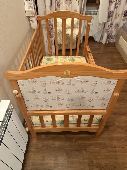 Продам манеж для новороденного