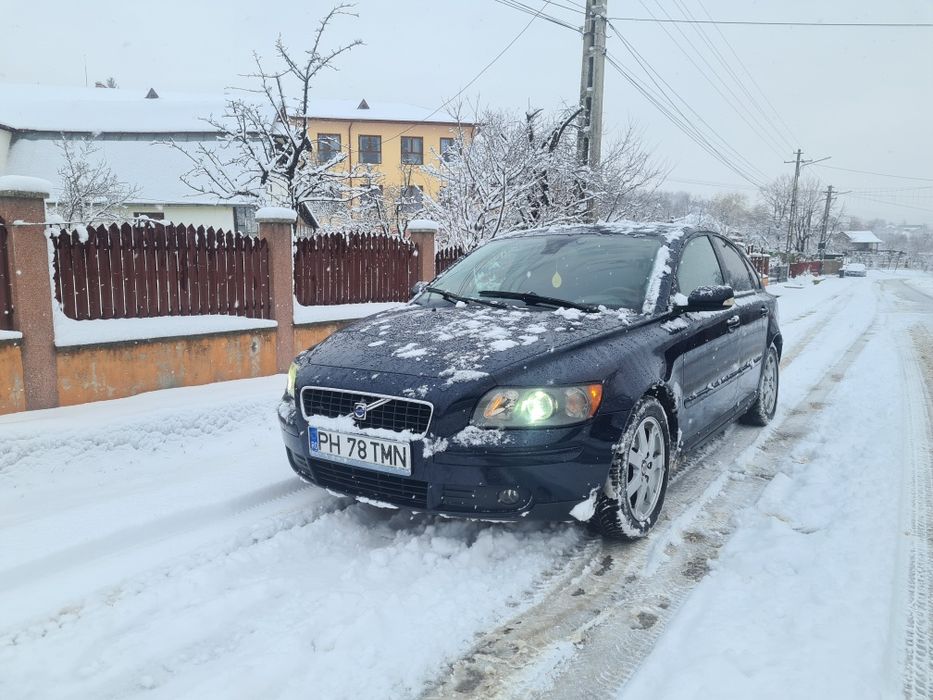 Volvo S40 Benzina și GPL