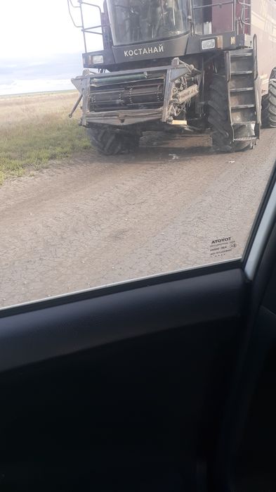 Продам комбайн Есиль 760