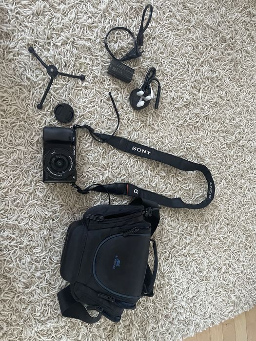 Sony alpha A6000 Mirrorles -ca nou+obiectiv 16-50mm+accesorii complete