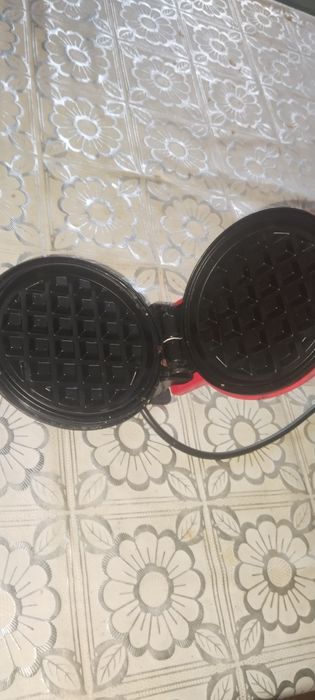 Вафильница продаю