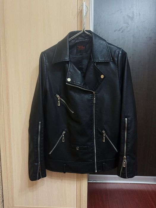 Кожаная куртка 42-44