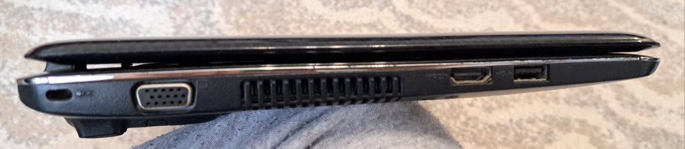 Laptop Toshiba Satellite T130  10G