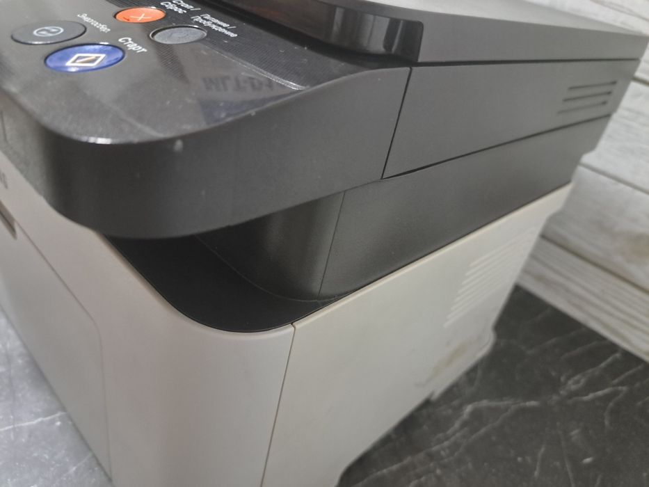 Продам МФУ принтер 3в1 SAMSUNG  Xpress M2070 (идеал)