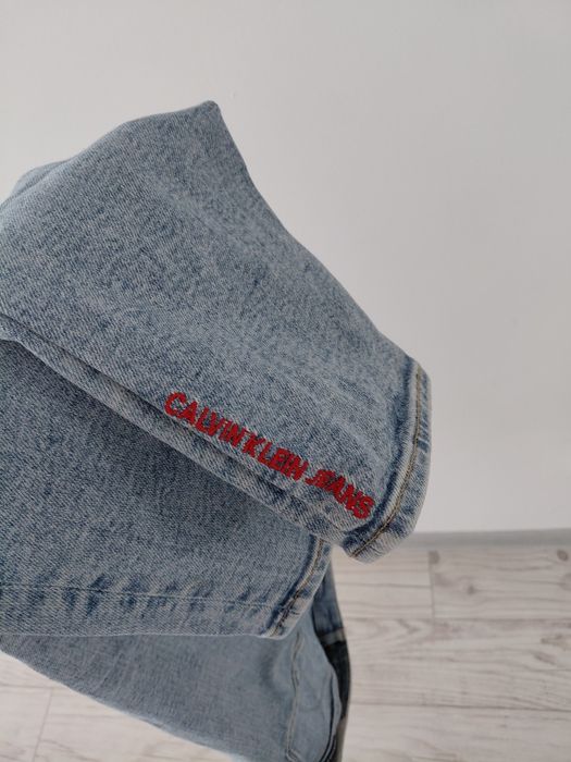 Джинсы скинни Calvin Klein