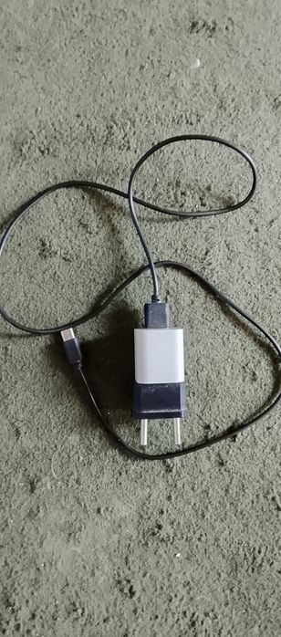 Odiy telefonlar sotiladi                              ʼ