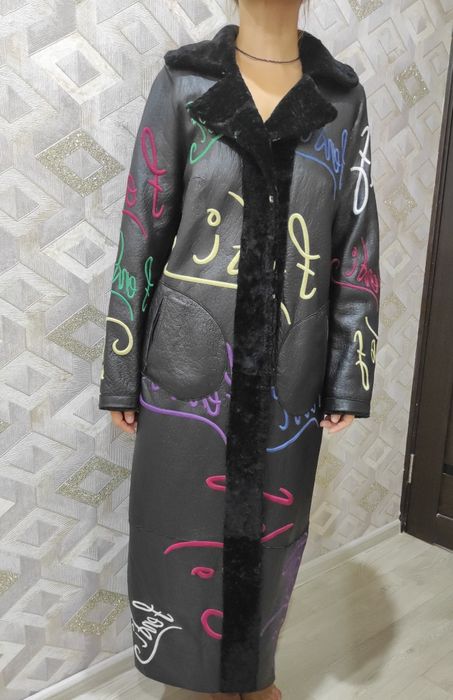 Продам дублёнку (двухсторонняя)