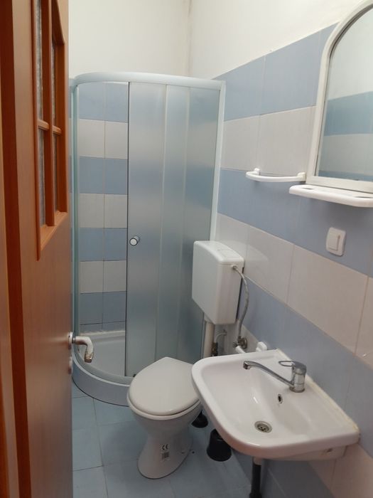 Închiriez garsoniera ultra central