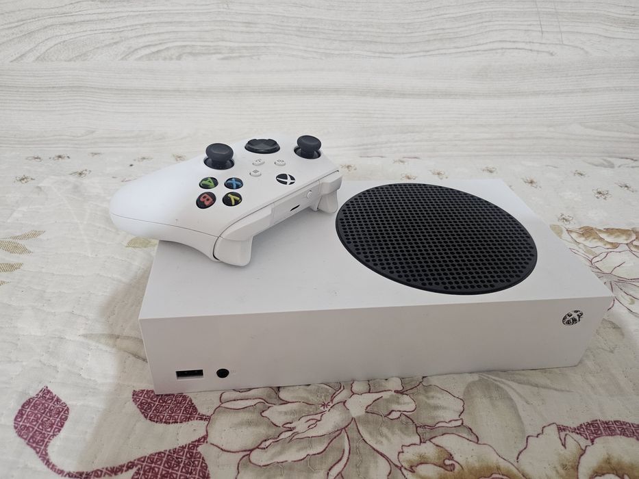 xbox series s/256gb