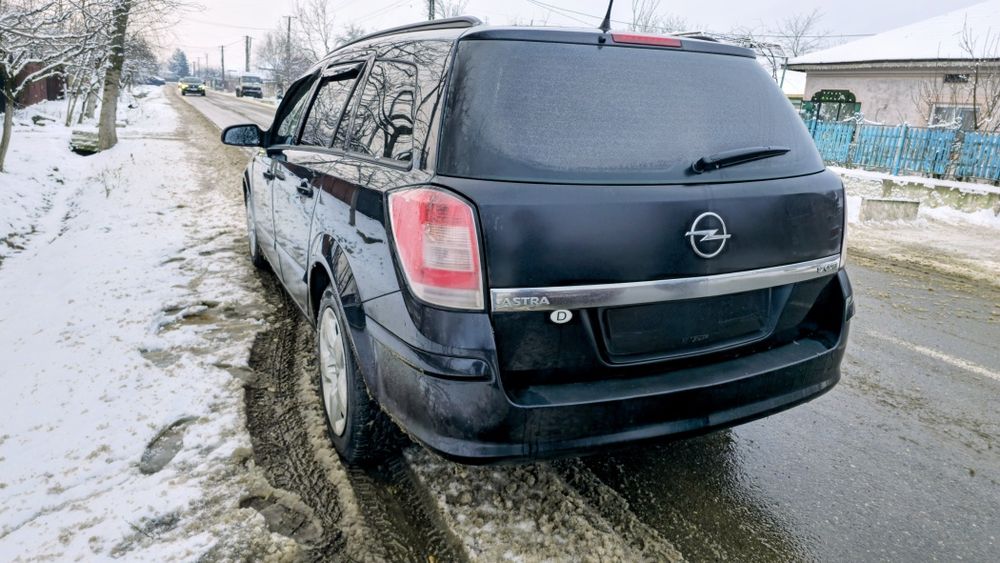 Opel asta 1.7 cdti impecabil