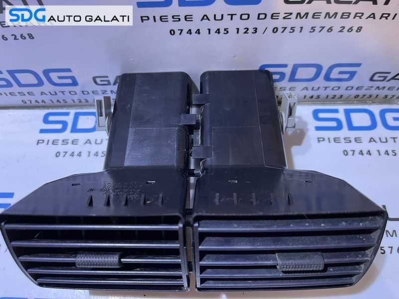 Gura Grila Aer Ventilatie Aerisire Cotiera Pasager VW Phaeton 2002 - 2010 Cod 3D0819203AP [D0764]