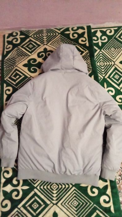 Продам мужскую куртку