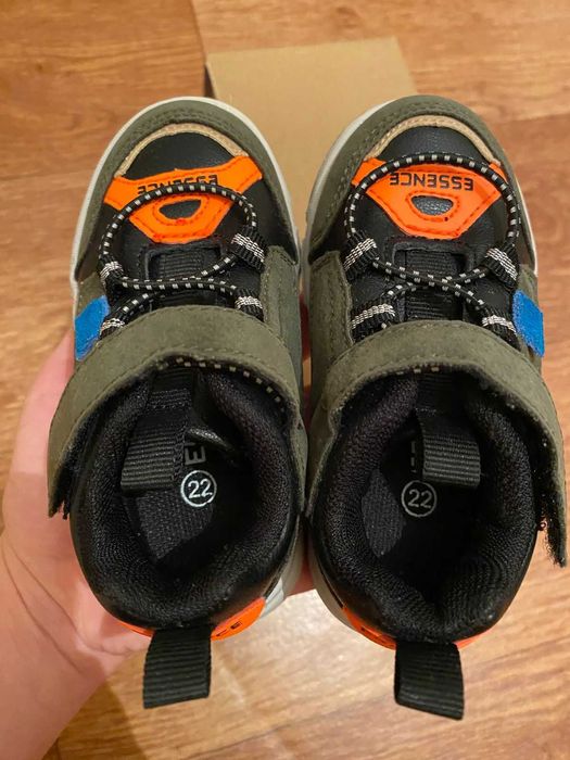 Новые детские кроссовки 22 р.