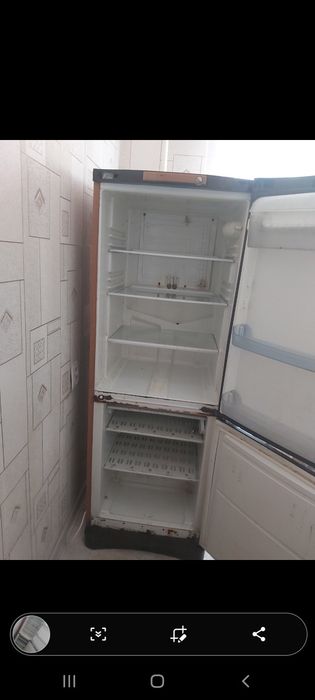 Продам холодильники 2 шт индезит