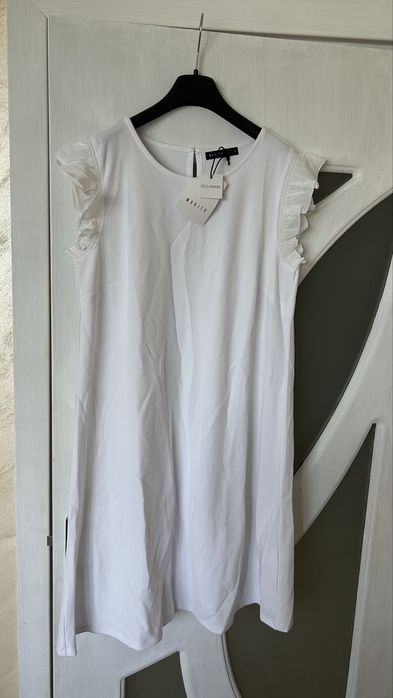 Рокля Mohito с етикет