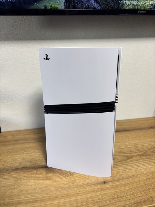 Продавам  PLAYSTATION 5 PRO !!!