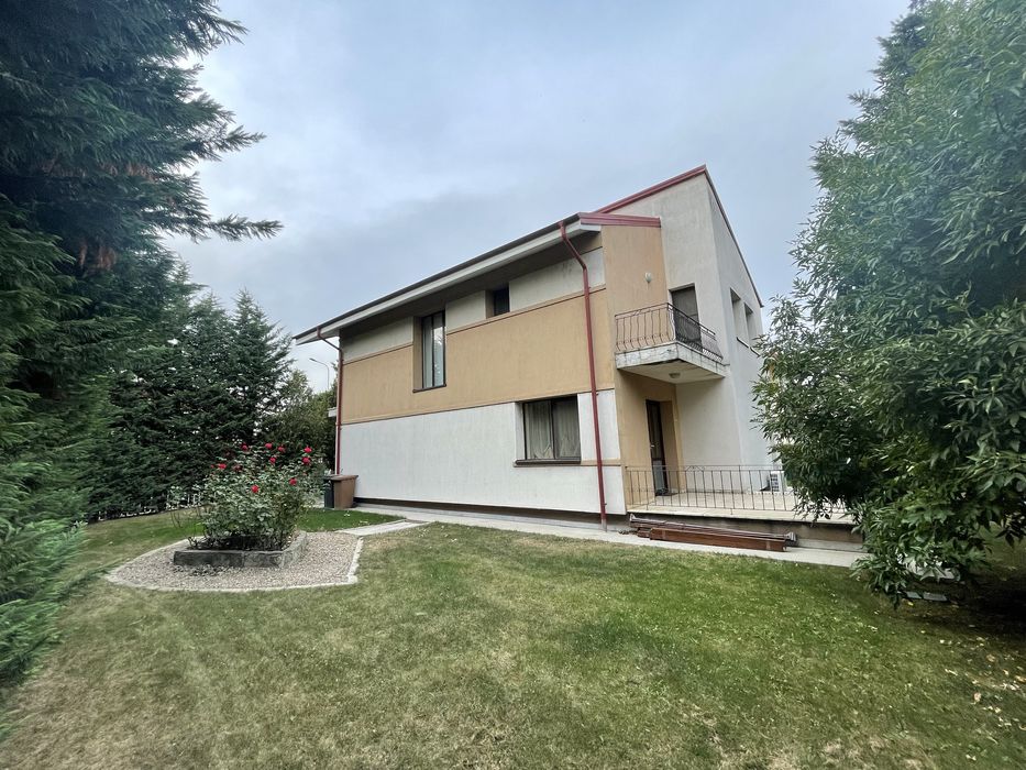 Vand casa individuala P+1 in cartier Orizont