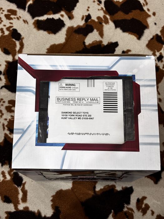 Diamond Select Toys Marvel Gallery: Avengers Endgame: War Machine