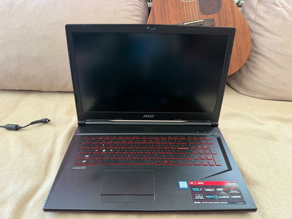 Laptop Gaming MSI GL73 8RE – i7 / GTX 1060 / 16GB RAM / SSD 512GB + HDD 500GB