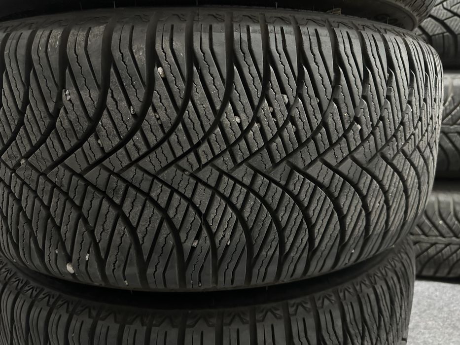 225/40/18 Goodride Z-401 All Season ДОТ 24/25