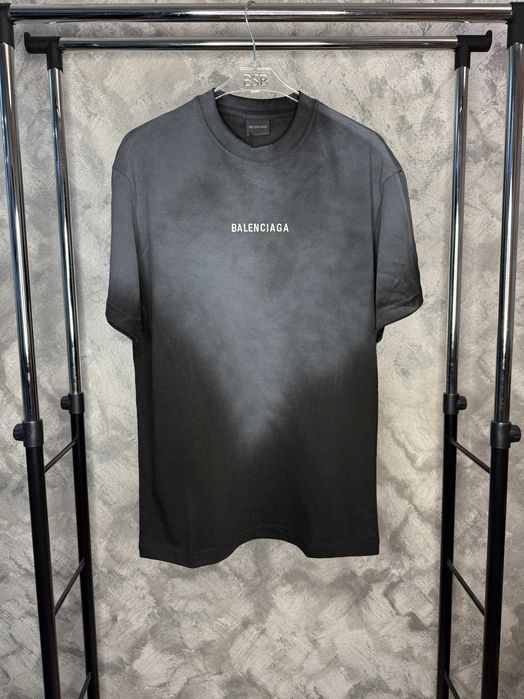 Tricou Balenciaga