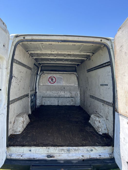 Ford trasit 2.4