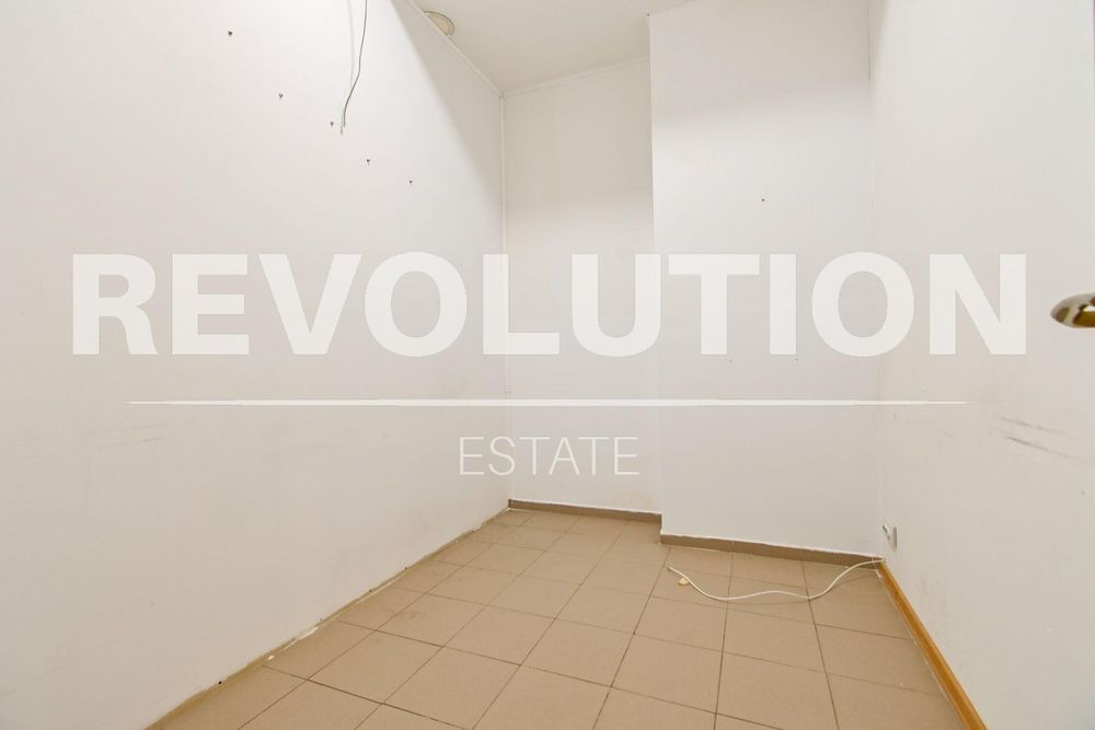 Магазин в ж.к. Младост 1