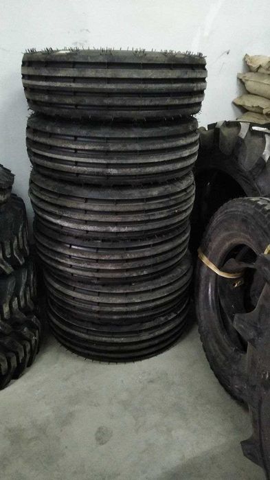 Барча турдаги сельхоз техникаларга тракторга комбайнга балонлар бор