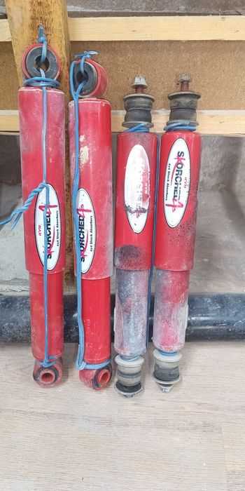 Комплек амортизаторов nissan patrol y61