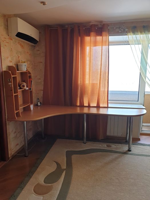 Продам стол недорого, отличное состояние