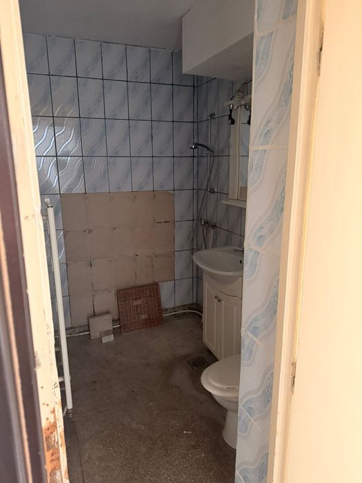 De vânzare apartament 2 camere Săvinești Neamț