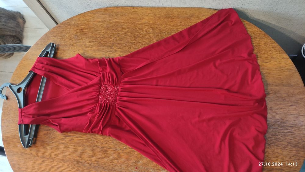 Платье вечернее красное