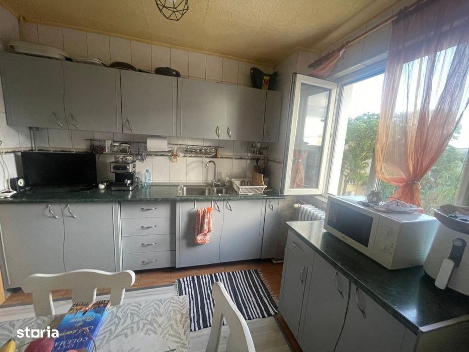 Apartament 3 camere, 68.87 mp total, etaj 3, Valea Rosie
