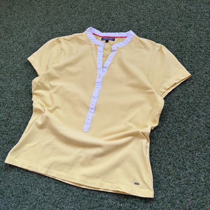 Дамски блузи с къс ръкав