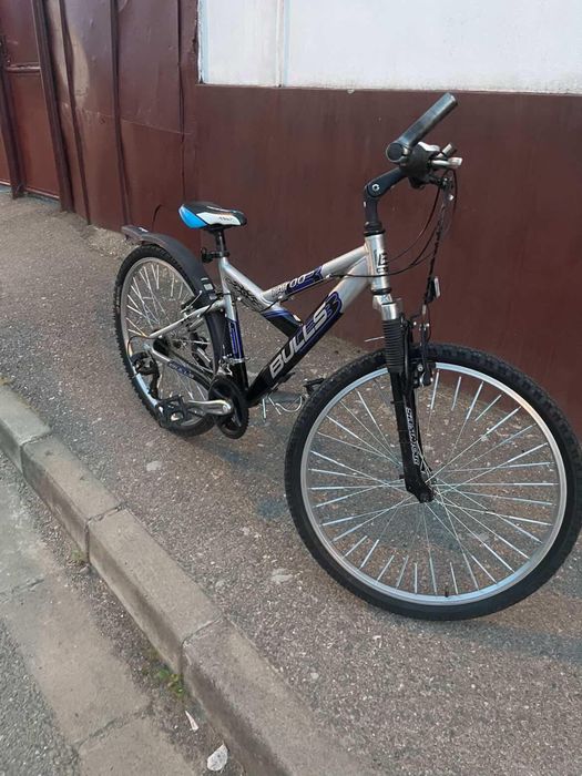 Vând bicicleta functionabila