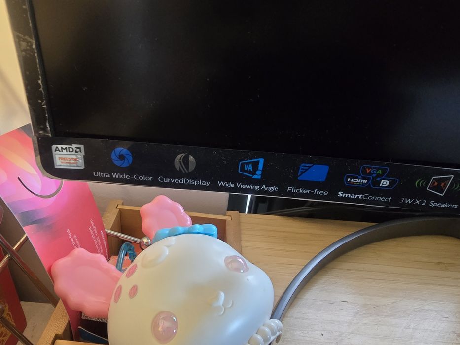 Monitor curbat Philips 278E8Q 27 inch