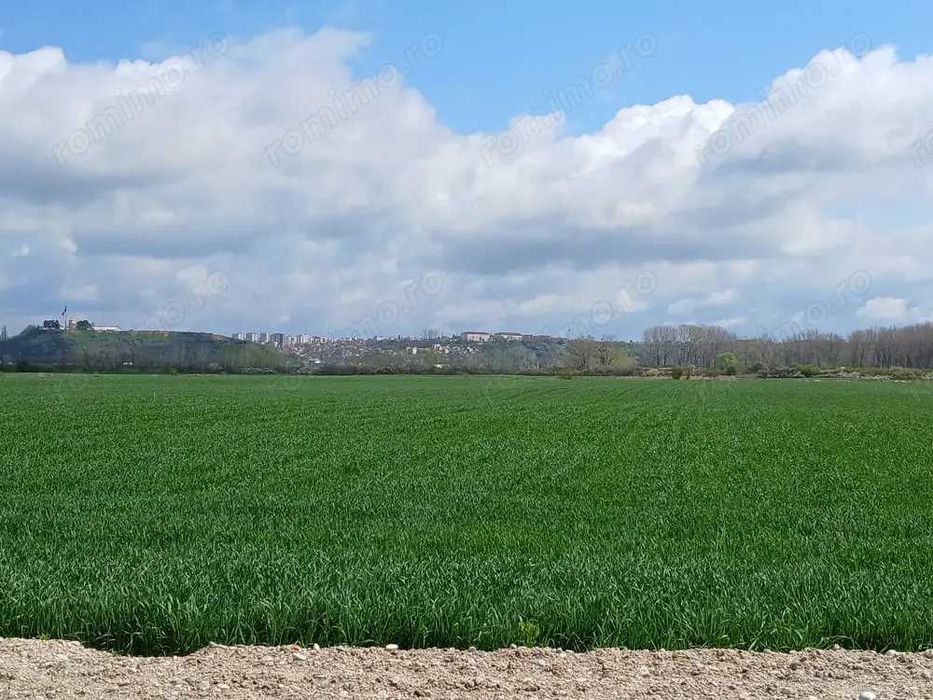 Vand Schimb Teren Intravilan Slatina/Salcia