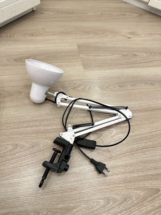 Вытяжка маникюрная фирма BOYA