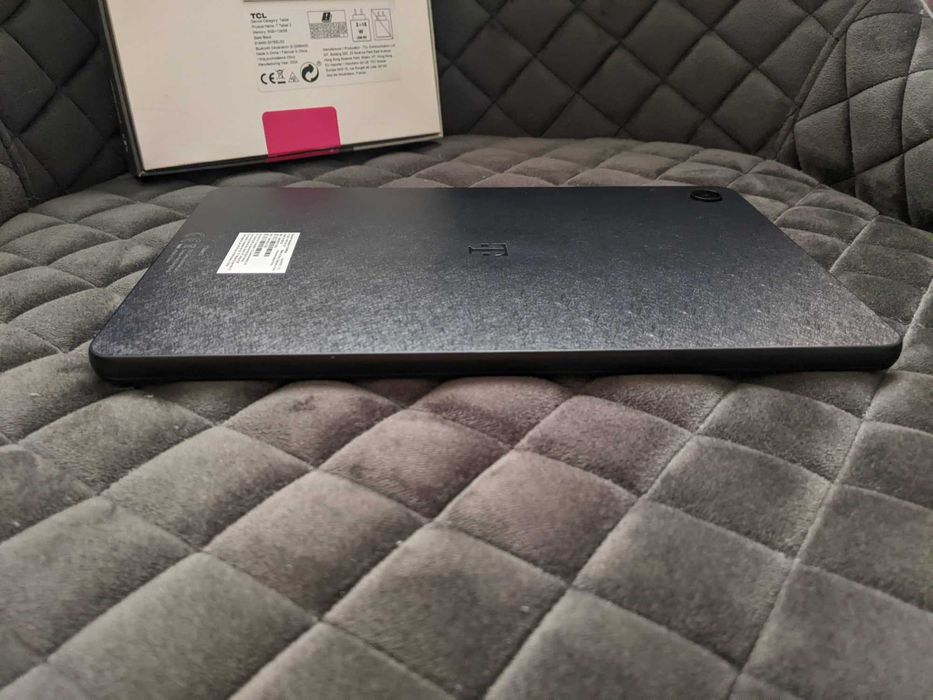 Tableta T-Mobile T Tablet 2 10.1 Inch, 128 Gb, 5G, TCL NXTPAPER ca noua la cutie