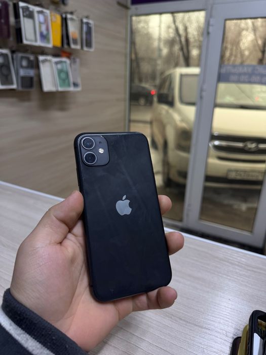 Iphone 11 64GB 75% black