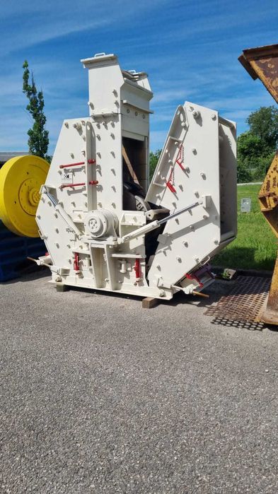 Concasor cu impact OMT MIS 4 PL