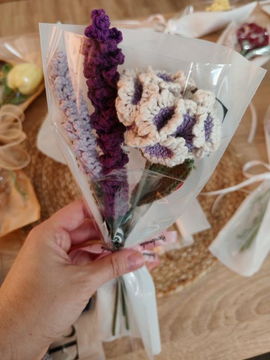 Ръчно изплетени цветя - Handmade flowers - За всякакви поводи - Ново